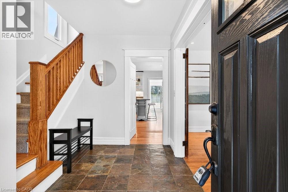 494 Martha Street, Burlington, Ontario  L7R 2R2 - Photo 4 - 40807453