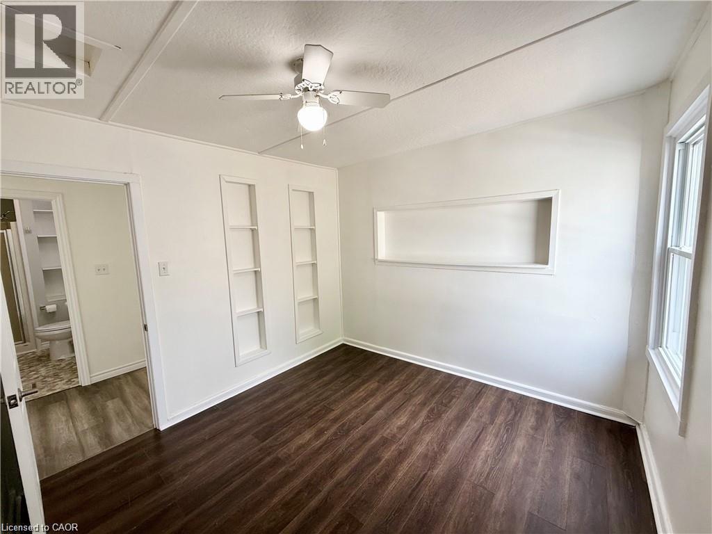 20 Mcnaughton Avenue, Wallaceburg, Ontario  N8A 1R8 - Photo 9 - 40807276