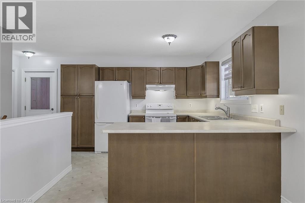 725 Binning Street W, Listowel, Ontario  N4W 1H3 - Photo 7 - 40806942