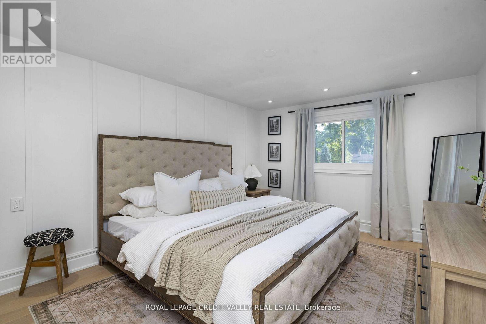 47 Larry Street, Caledon, Ontario  L7C 1K8 - Photo 17 - W12818236