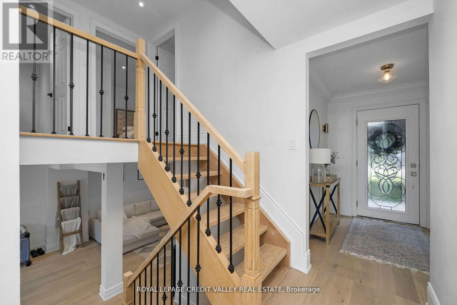 47 Larry Street, Caledon, Ontario  L7C 1K8 - Photo 25 - W12818236