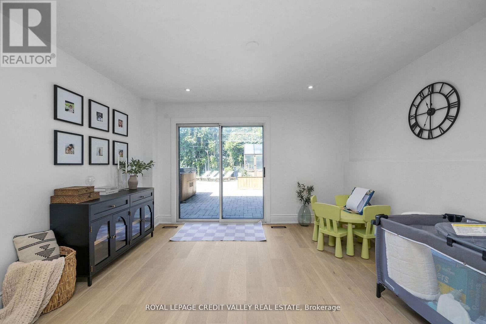 47 Larry Street, Caledon, Ontario  L7C 1K8 - Photo 29 - W12818236