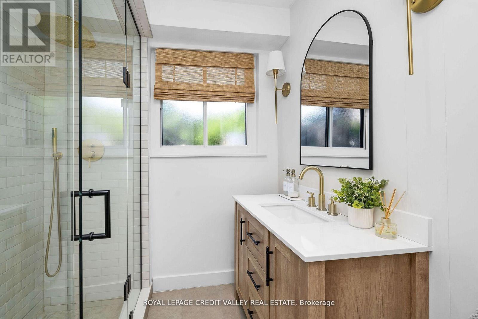 47 Larry Street, Caledon, Ontario  L7C 1K8 - Photo 31 - W12818236