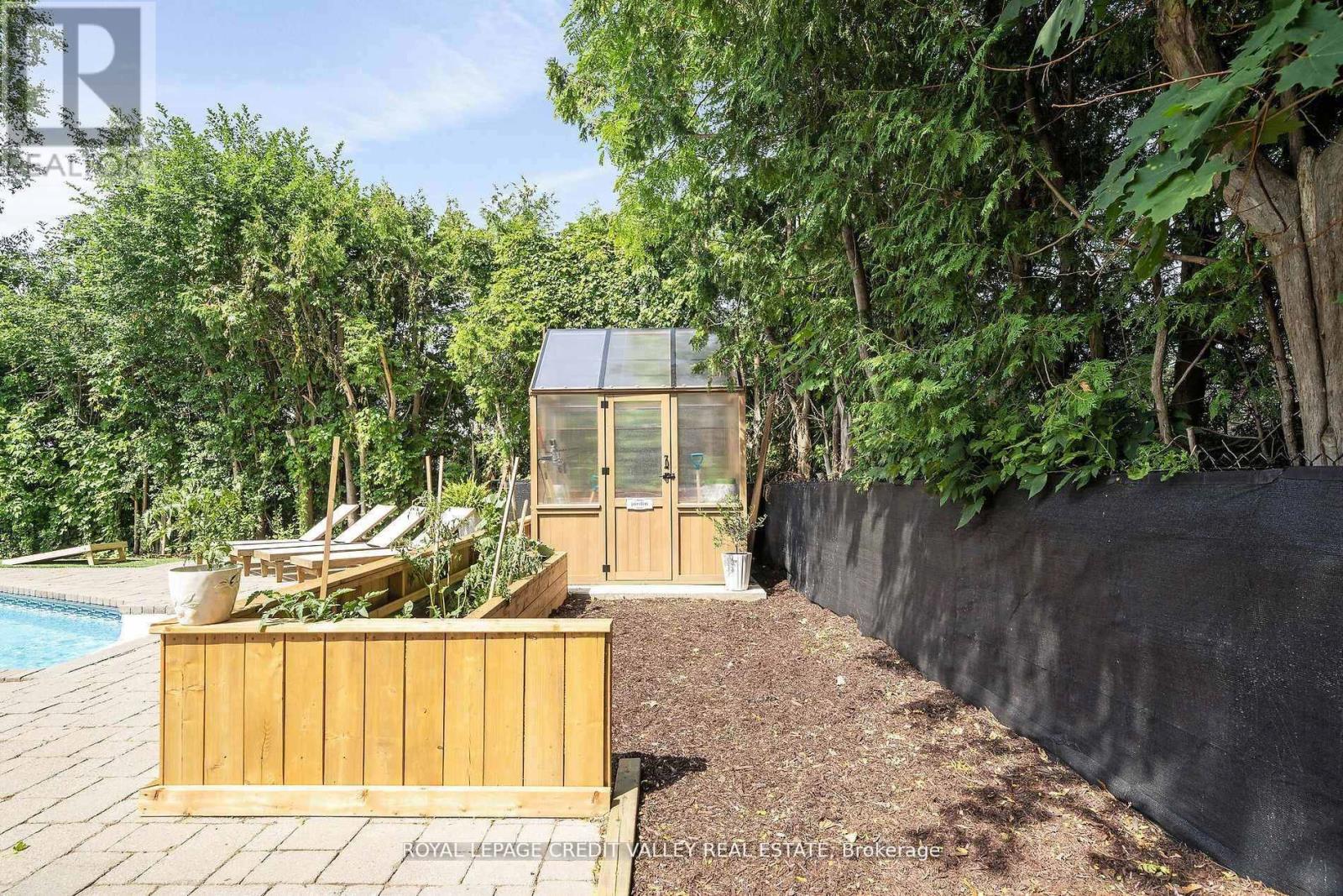 47 Larry Street, Caledon, Ontario  L7C 1K8 - Photo 44 - W12818236