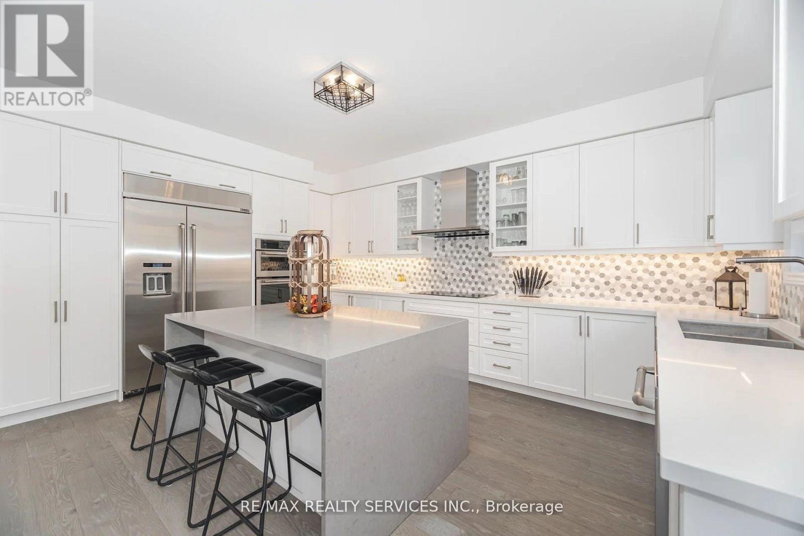 112 Newhouse Boulevard, Caledon, Ontario  L7C 4E1 - Photo 15 - W12818248