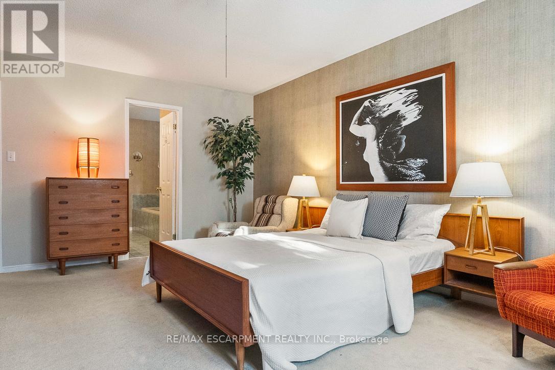 270 Cresthaven Road, Brampton, Ontario  L7A 1K8 - Photo 25 - W12818278