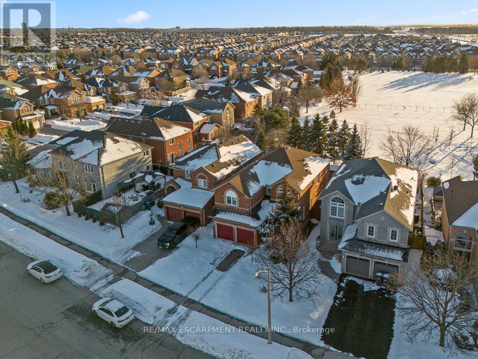 270 Cresthaven Road, Brampton, Ontario  L7A 1K8 - Photo 47 - W12818278