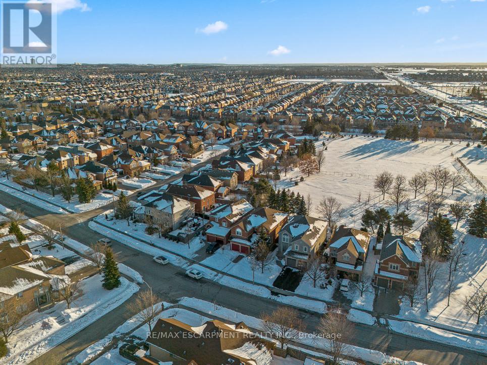 270 Cresthaven Road, Brampton, Ontario  L7A 1K8 - Photo 48 - W12818278