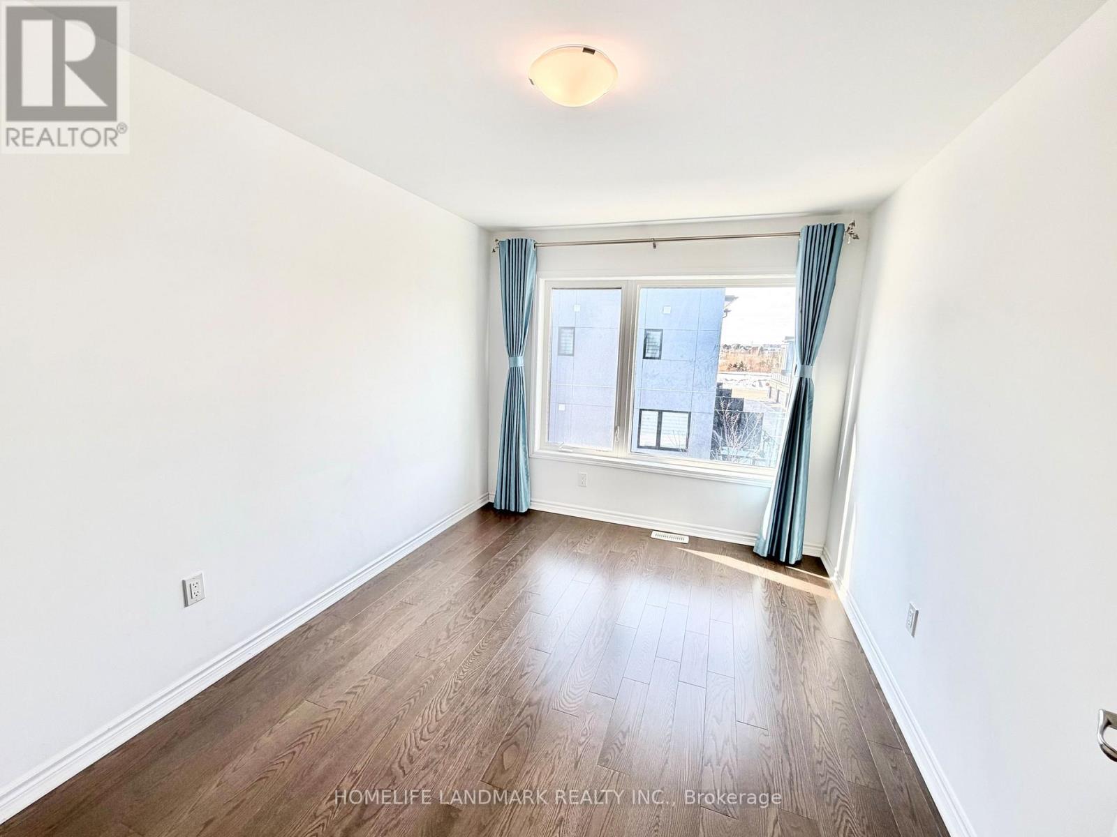 5 - 92 Huguenot Road, Oakville, Ontario  L6H 0X4 - Photo 20 - W12818338