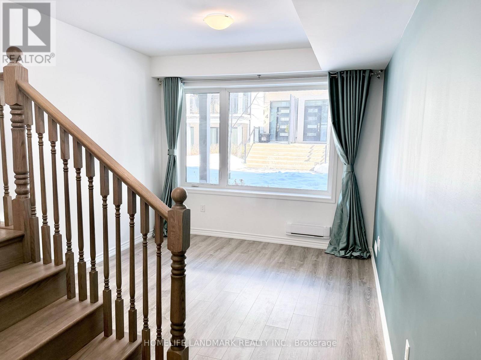 5 - 92 Huguenot Road, Oakville, Ontario  L6H 0X4 - Photo 24 - W12818338