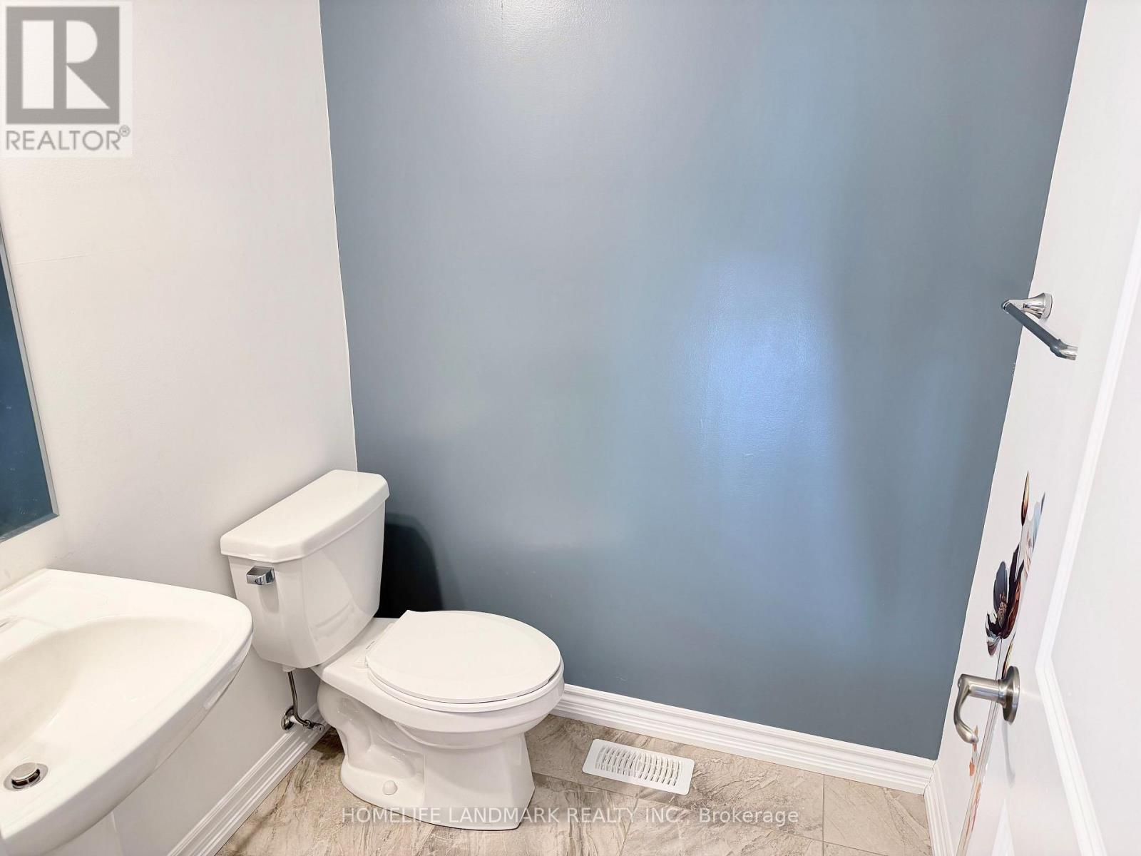 5 - 92 Huguenot Road, Oakville, Ontario  L6H 0X4 - Photo 25 - W12818338