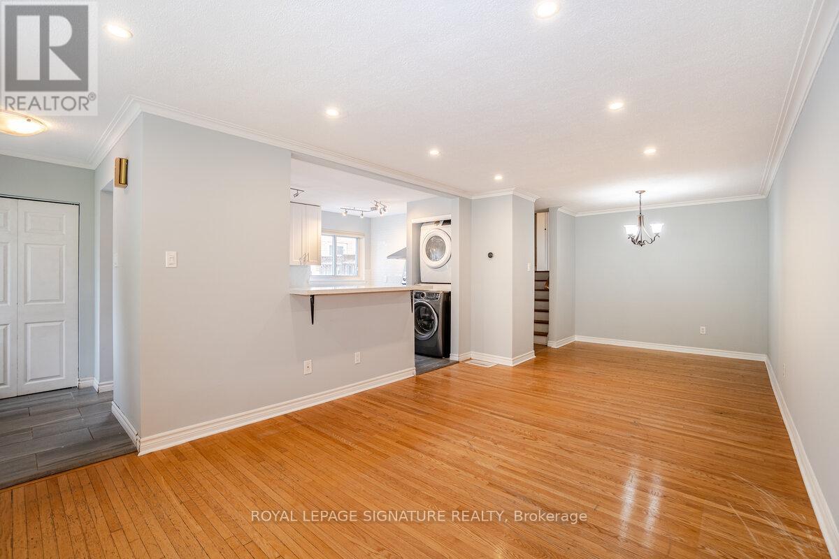 1 - 591 Turner Drive, Burlington, Ontario  L7L 2W8 - Photo 7 - W12818374