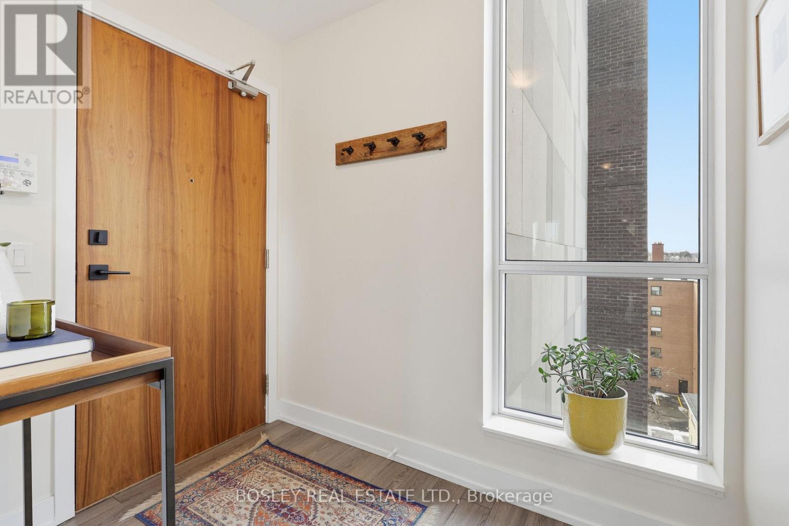 501 - 8 Ann Street, Mississauga, Ontario  L5G 3E6 - Photo 11 - W12818376