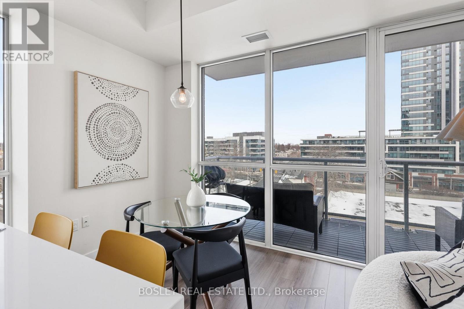 501 - 8 Ann Street, Mississauga, Ontario  L5G 3E6 - Photo 4 - W12818376