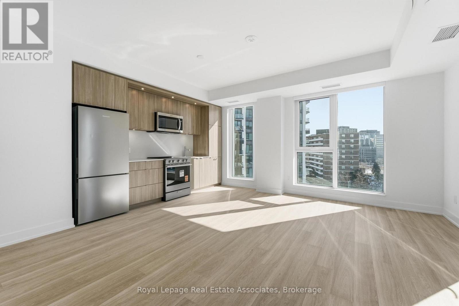 805 - 25 CORDOVA AVENUE, Toronto, Ontario