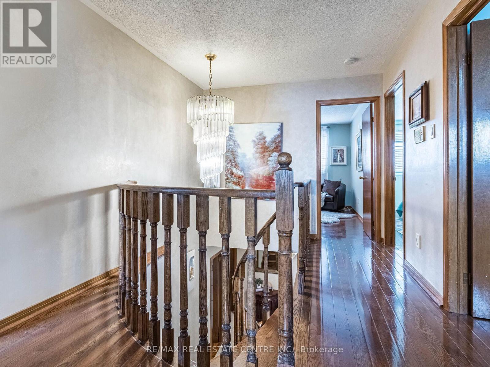 9 Turtlecreek Boulevard, Brampton, Ontario  L6W 3Y4 - Photo 19 - W12818444