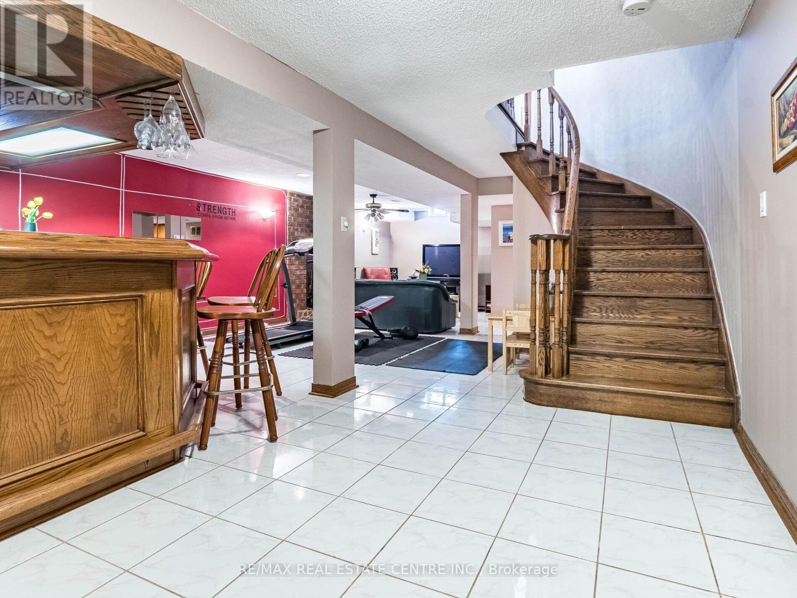 9 Turtlecreek Boulevard, Brampton, Ontario  L6W 3Y4 - Photo 40 - W12818444