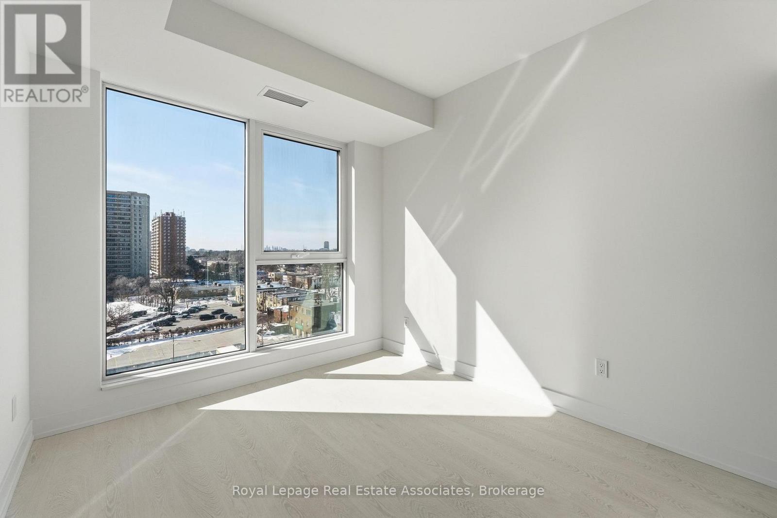 910 - 25 Cordova Avenue, Toronto (Islington-City Centre West), Ontario  M9A 0E5 - Photo 12 - W12818452