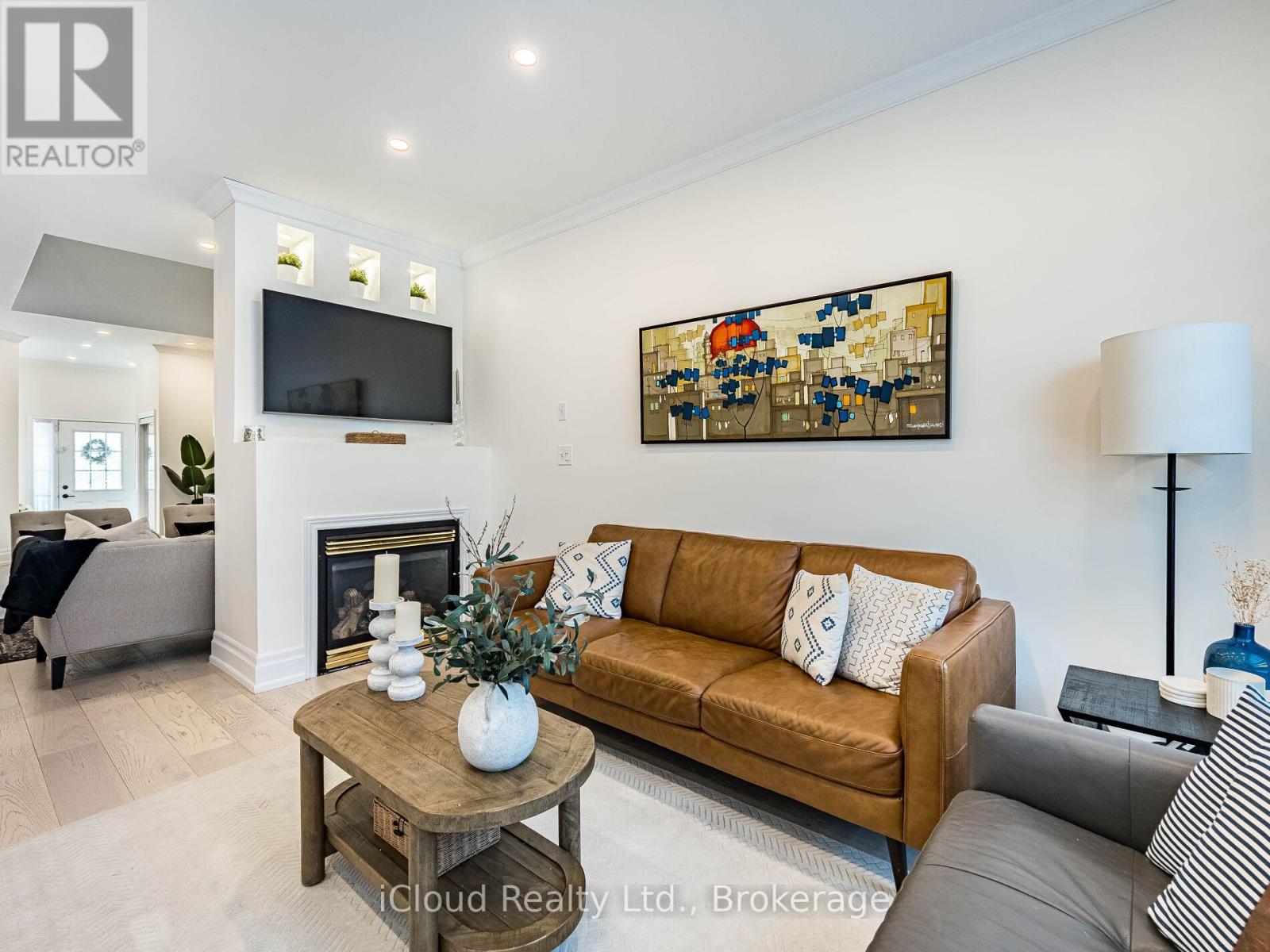 3390 Fountain Park Avenue, Mississauga, Ontario  L5M 7E3 - Photo 12 - W12818480