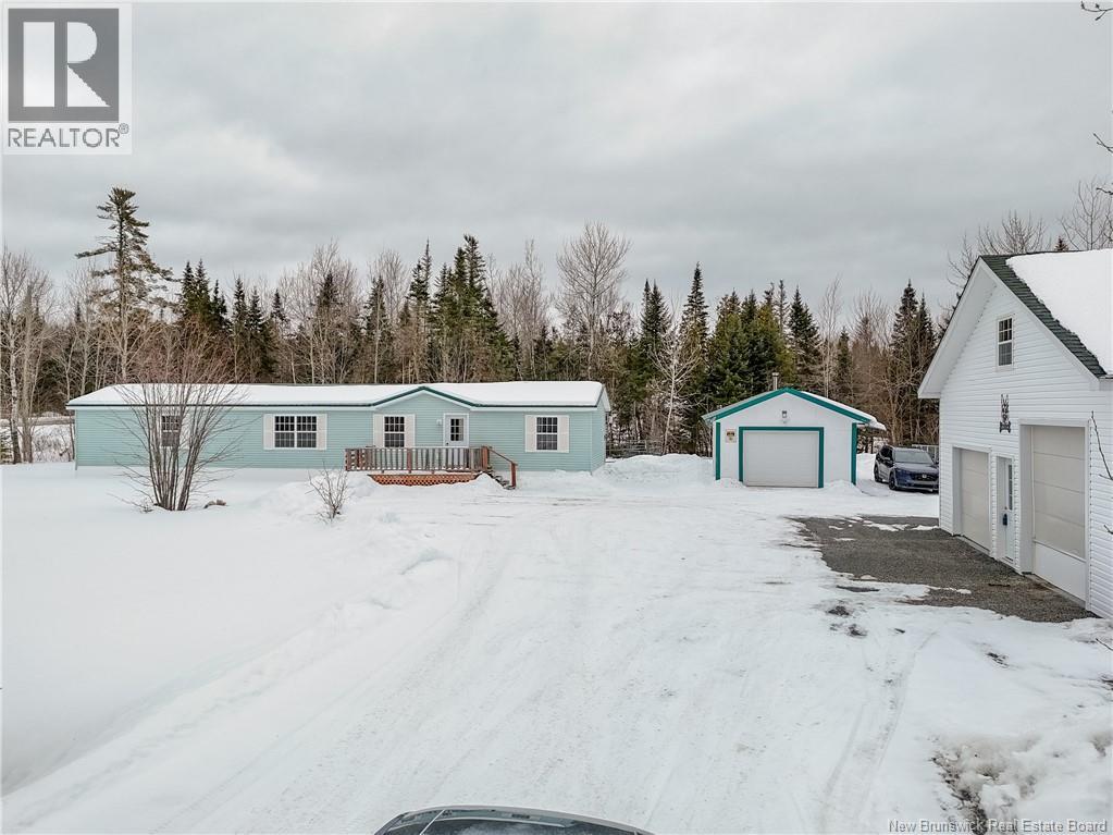 <h3>$382,500</h3><p>3005 Route 640, Hanwell, New Brunswick</p>