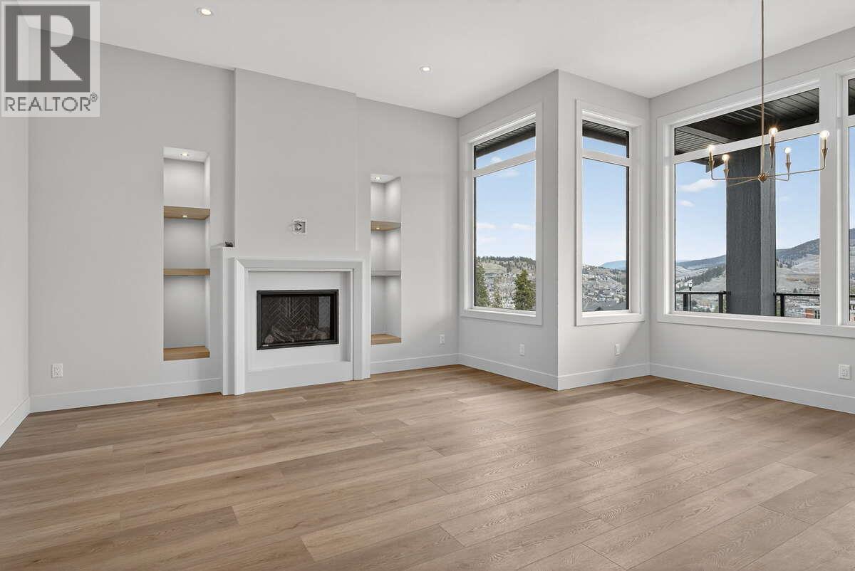 2066 Cortina Drive Kelowna Photo 9