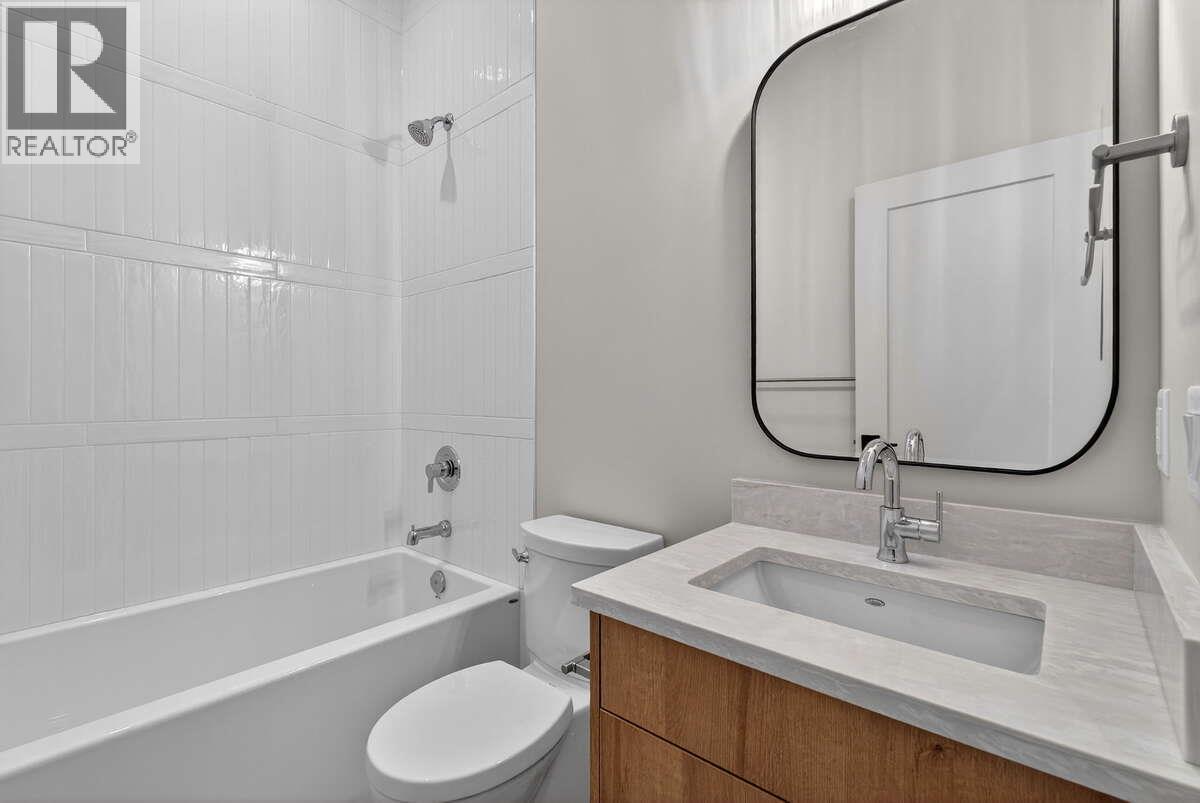 2066 Cortina Drive Kelowna Photo 15