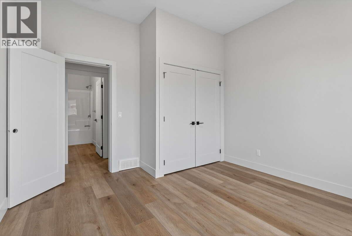 2066 Cortina Drive Kelowna Photo 25