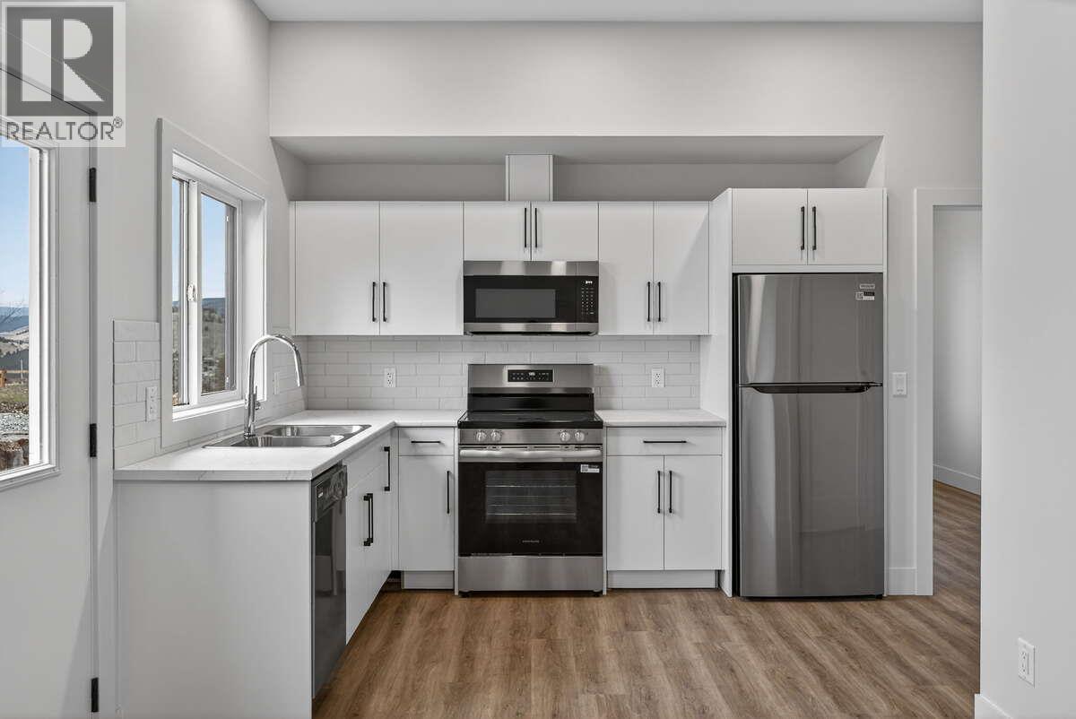 2066 Cortina Drive Kelowna Photo 29