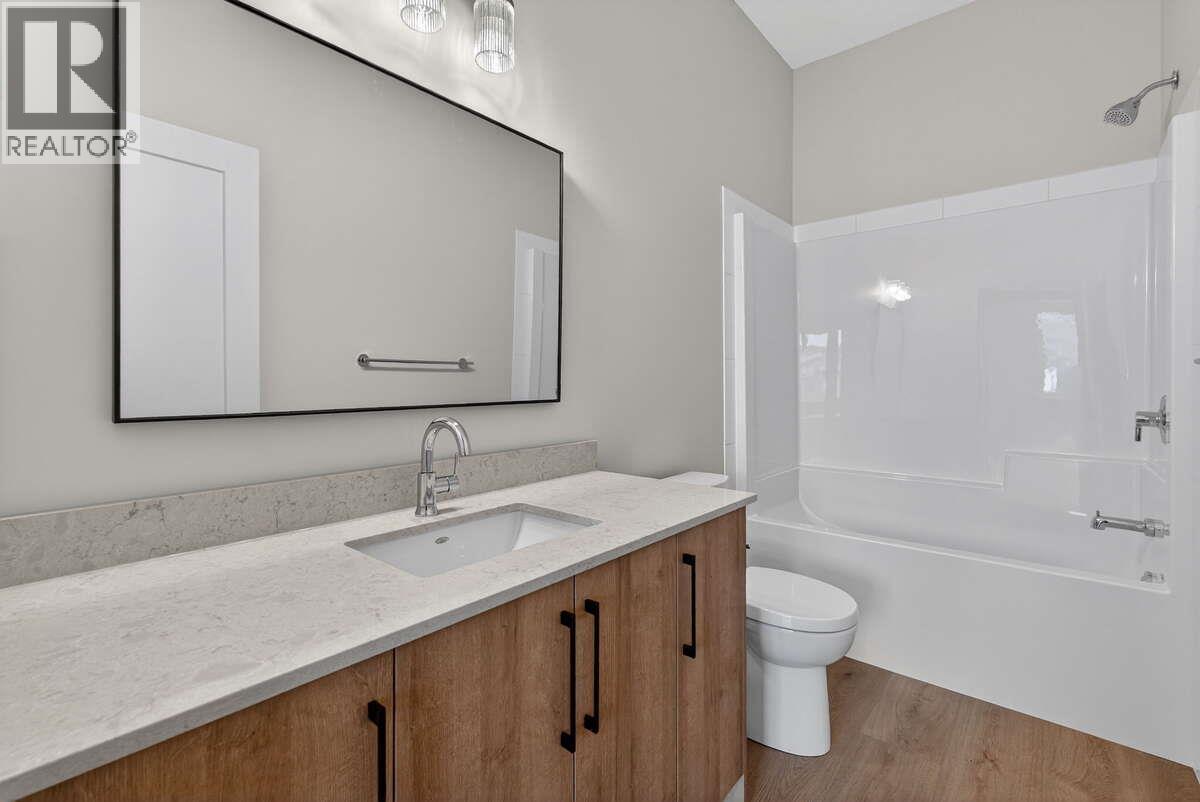 2066 Cortina Drive Kelowna Photo 27