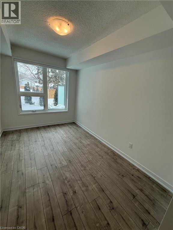 498 Plains Road E Unit# Th01, Burlington, Ontario  L7T 0C9 - Photo 13 - 40802960