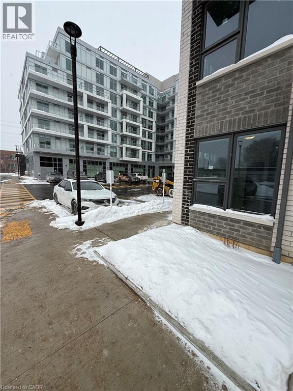 498 Plains Road E Unit# Th01, Burlington, Ontario  L7T 0C9 - Photo 3 - 40802960