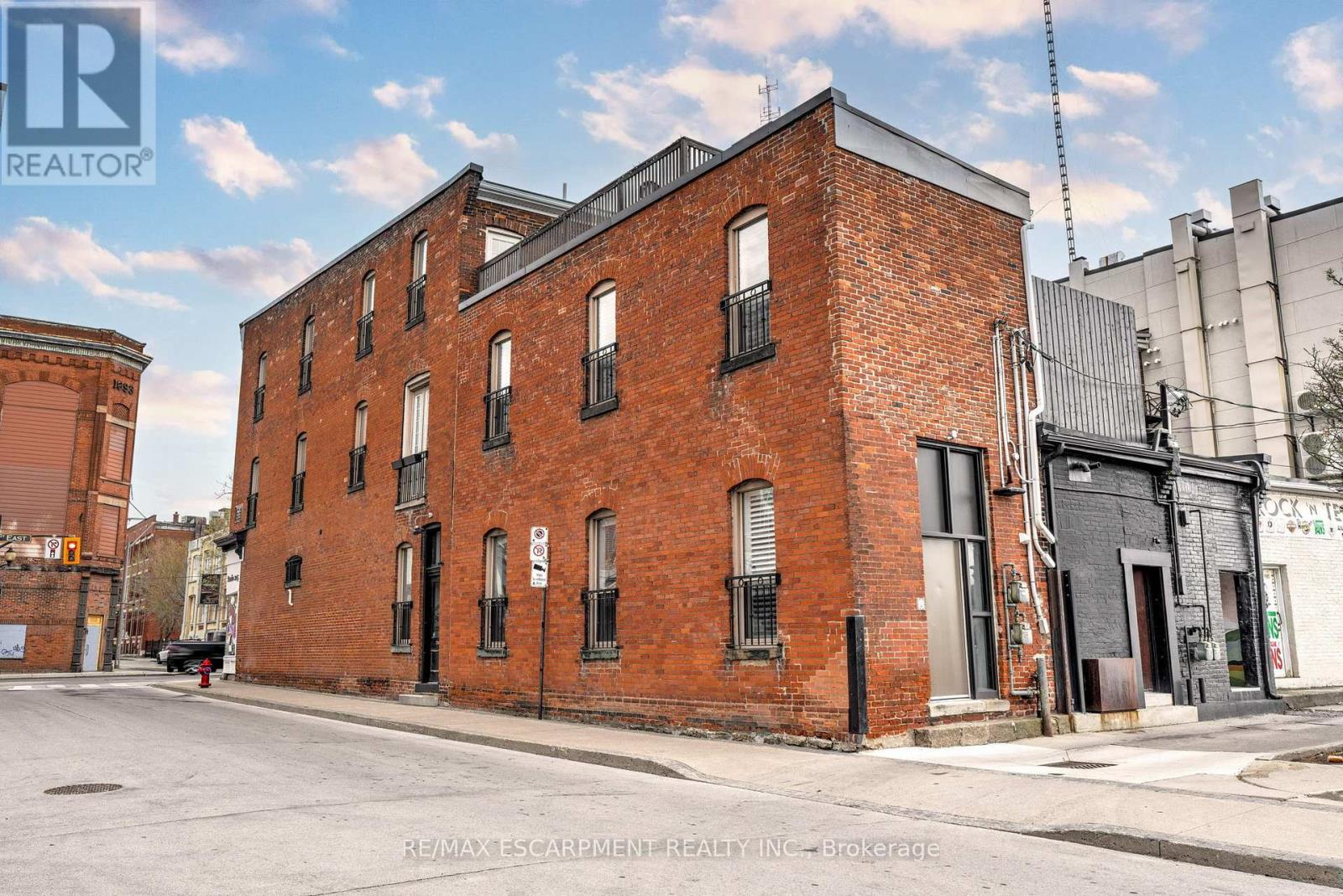 205 King Street E, Hamilton, Ontario  L8N 1B3 - Photo 5 - X12818484