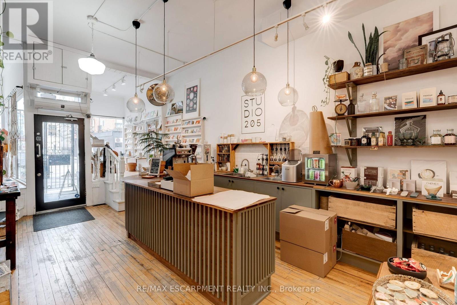 205 King Street E, Hamilton, Ontario  L8N 1B3 - Photo 8 - X12818484