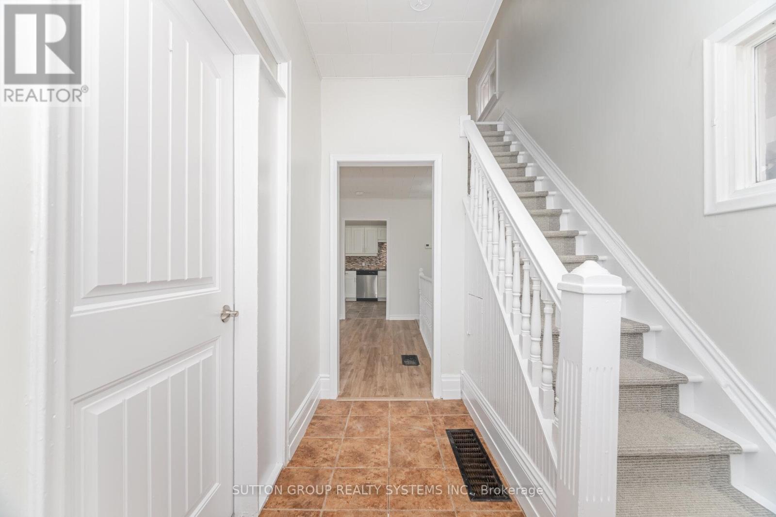 299 Park Avenue, Brantford, Ontario  N3S 5L2 - Photo 5 - X12818506