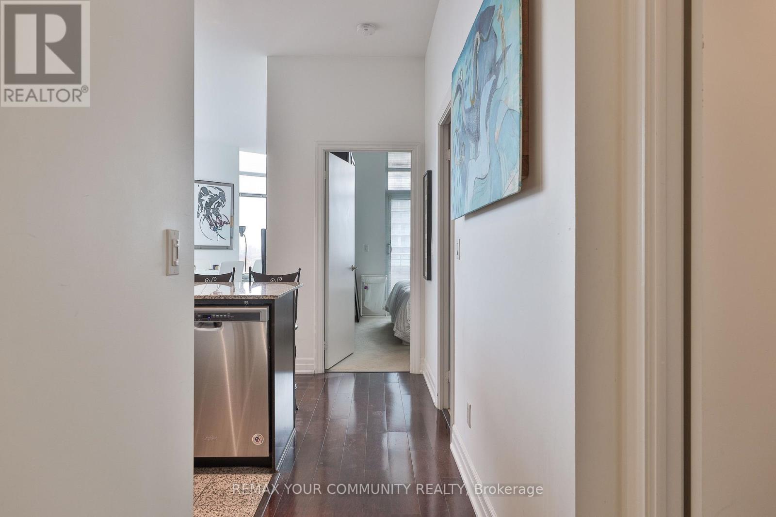 Ph 201 - 8 Scollard Street, Toronto, Ontario  M5R 1E9 - Photo 11 - C12818448