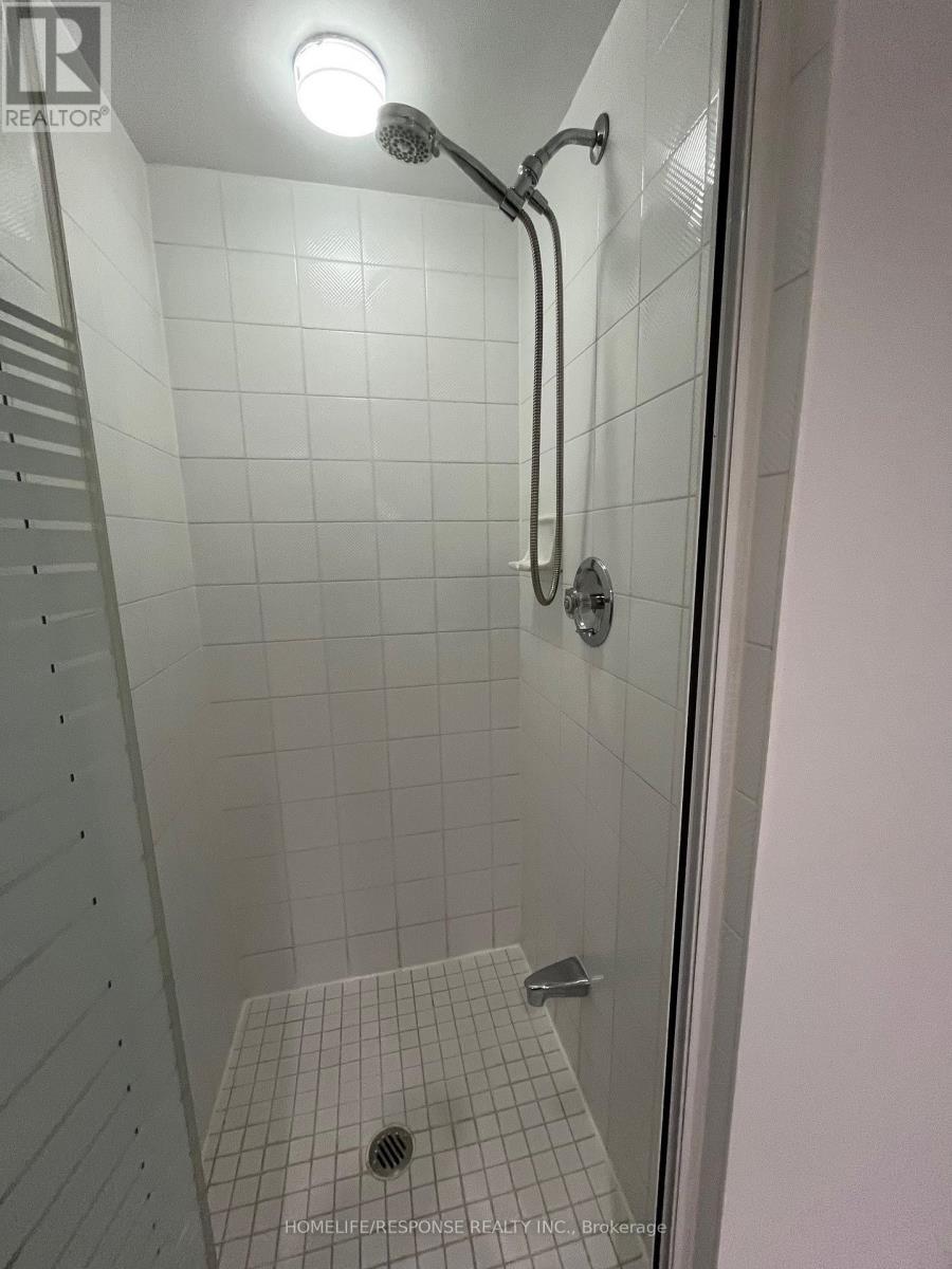 1702 - 4450 Tucana Court, Mississauga, Ontario  L5R 3R4 - Photo 24 - W12815326