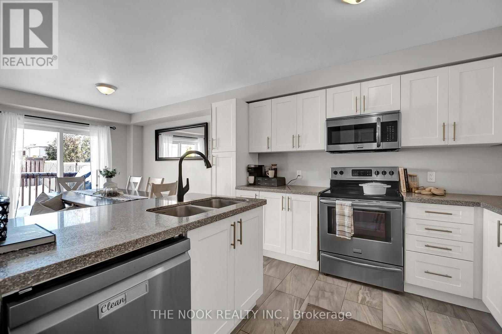 120 Elmer Adams Drive, Clarington, Ontario L1E 0G4 - Photo 8 - E12818610