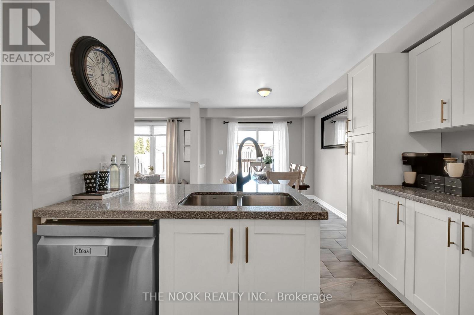 120 Elmer Adams Drive, Clarington, Ontario L1E 0G4 - Photo 9 - E12818610