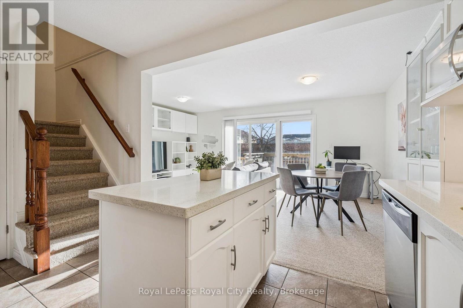 6 - 361 Arkell Road, Guelph, Ontario  N1L 1E5 - Photo 7 - X12818582