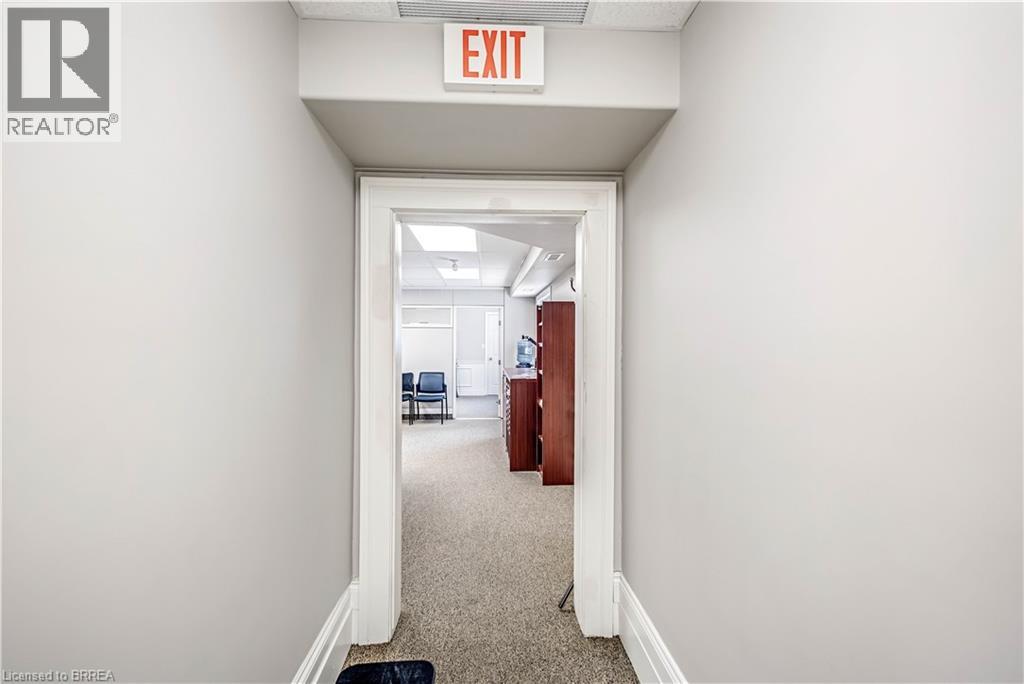 30 Brant Avenue Unit# B.3, Brantford, Ontario  N3T 3G6 - Photo 6 - 40802428