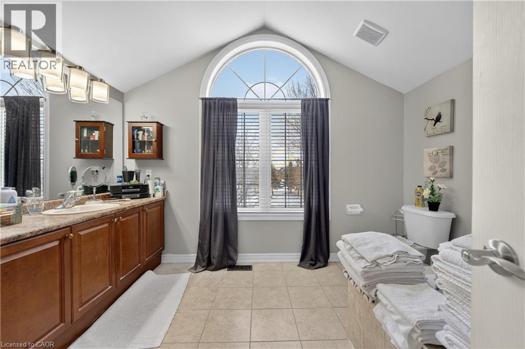 69 Westhampton Way, Hamilton, Ontario  L8E 6C5 - Photo 14 - 40799804