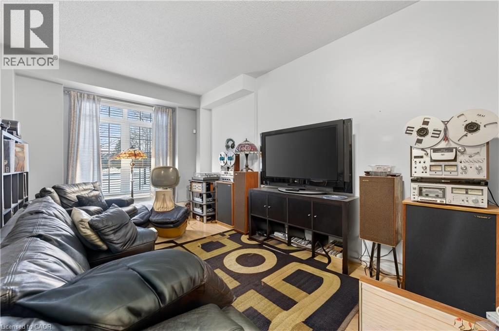 69 Westhampton Way, Hamilton, Ontario  L8E 6C5 - Photo 3 - 40799804