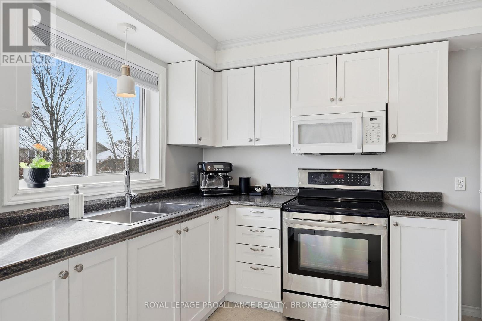 521 Grandtrunk Avenue, Kingston, Ontario  K7M 8P6 - Photo 17 - X12818532