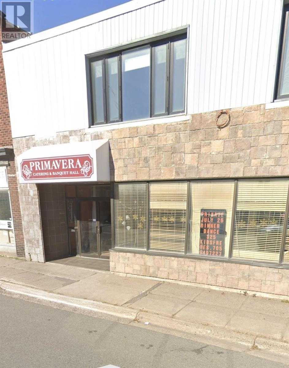 256 Wellington St W, Sault Ste. Marie, Ontario  P6A 5R3 - Photo 2 - SM260357