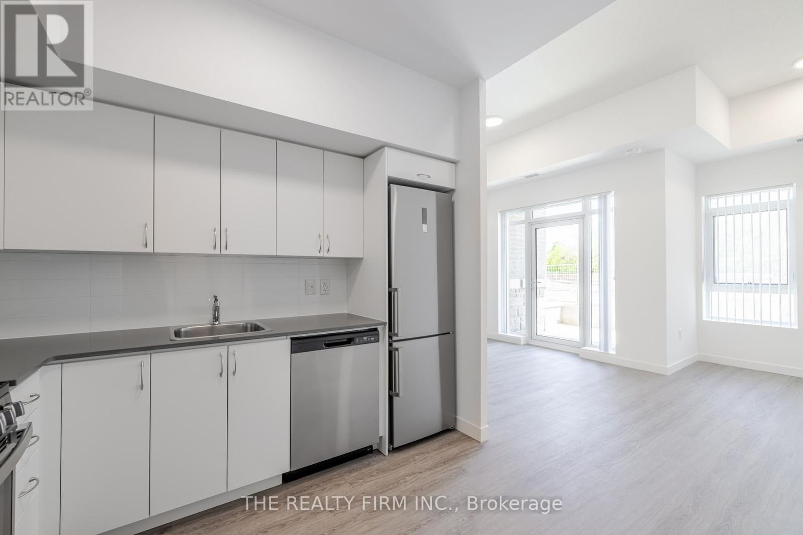 305 - 375 South Street, London East, Ontario  N6B 0A5 - Photo 6 - X12818514