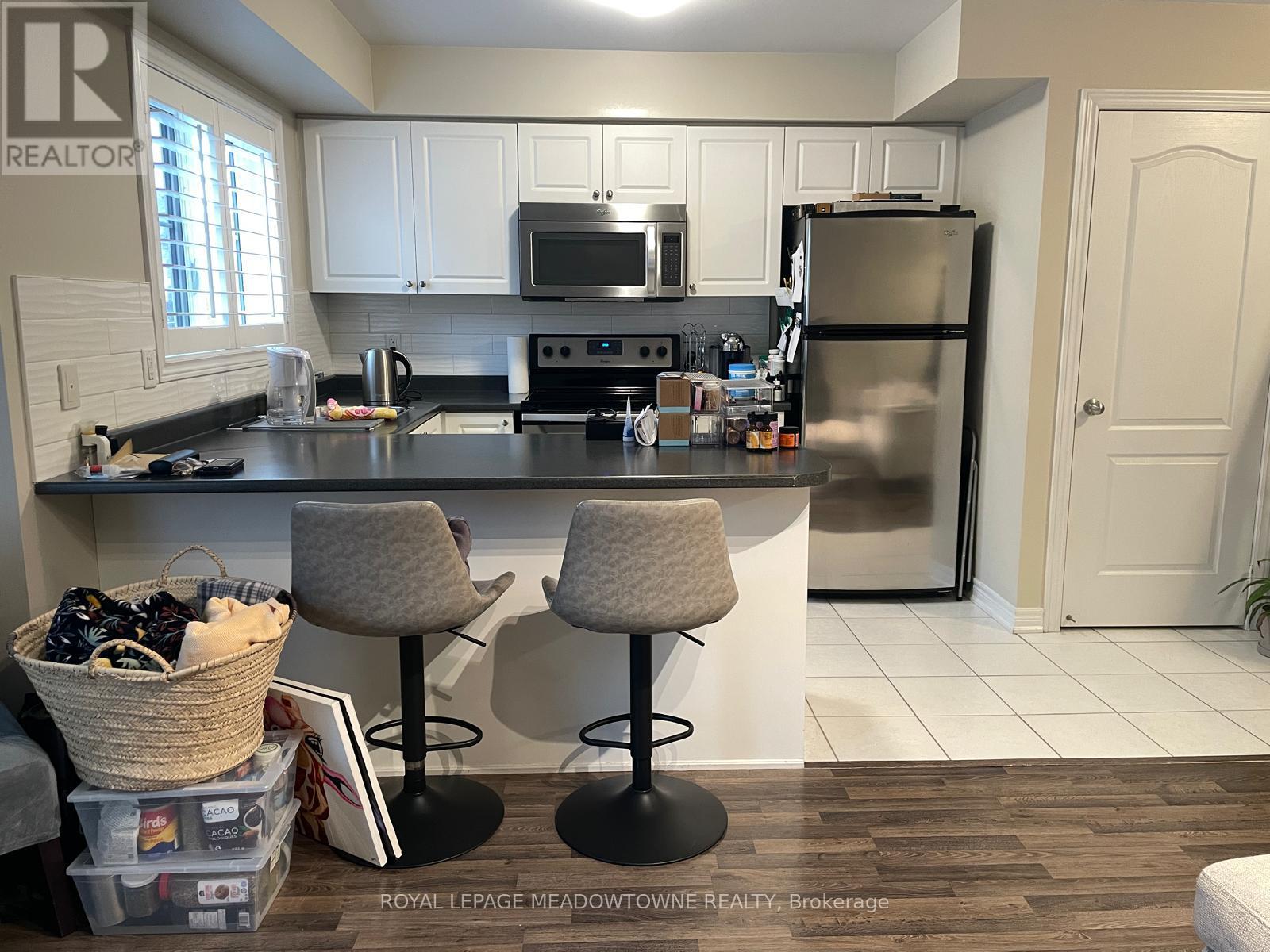 10 - 2464 Post Road, Oakville, Ontario  L6H 0J2 - Photo 7 - W12818372