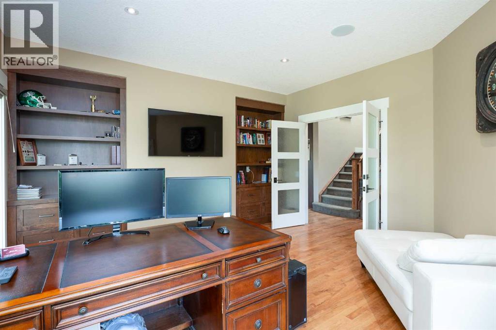 664 29 Avenue Nw, Calgary, Alberta T2M 2M7 - Photo 5 - A2282946