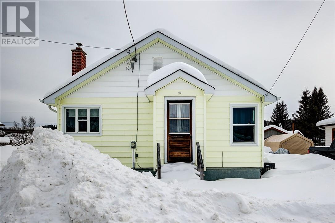 49 Evergreen Street, Levack, Ontario  P0M 2C0 - Photo 1 - 2126546