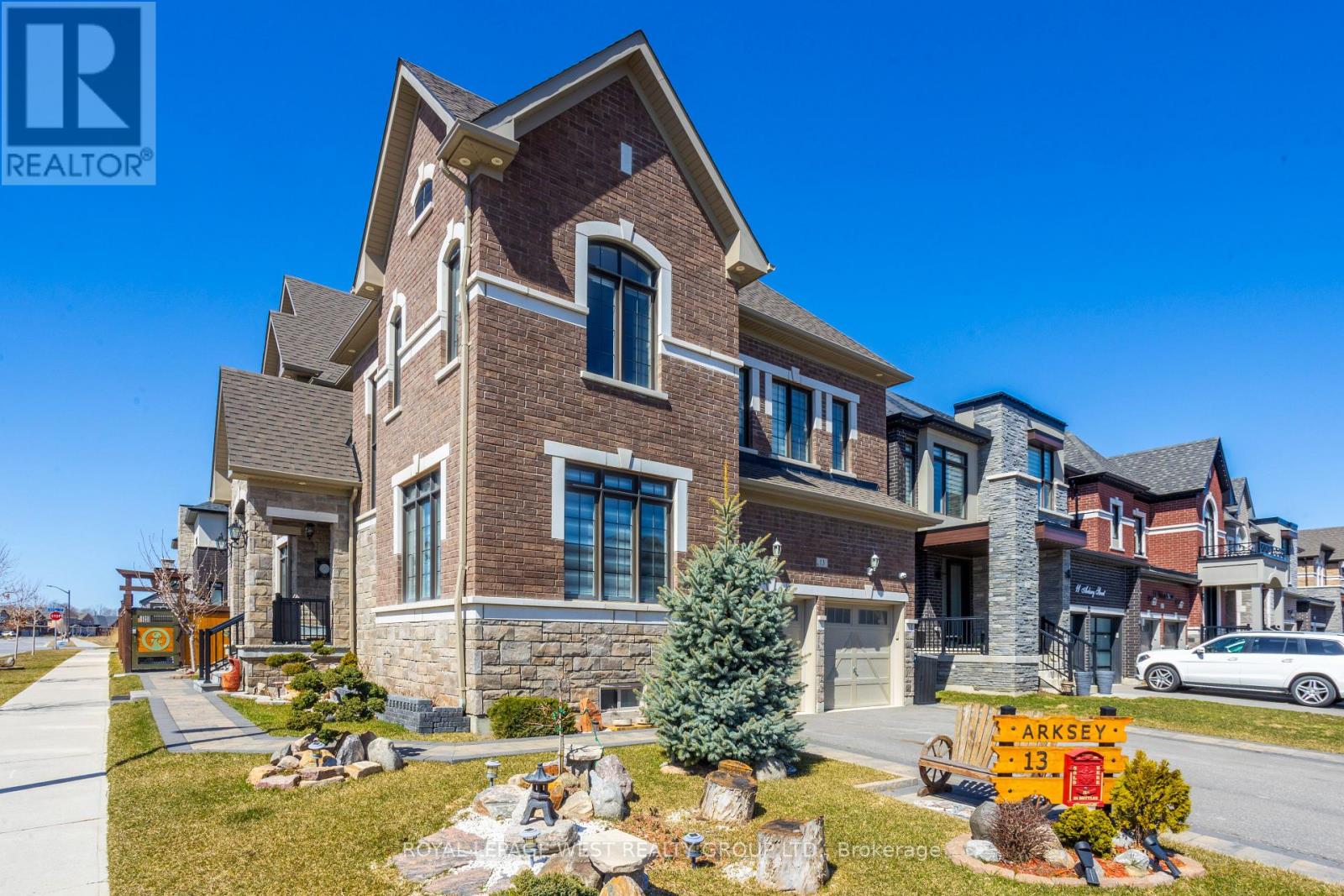 13 Arksey Street, Whitby, Ontario  L1P 0G5 - Photo 27 - E12818110