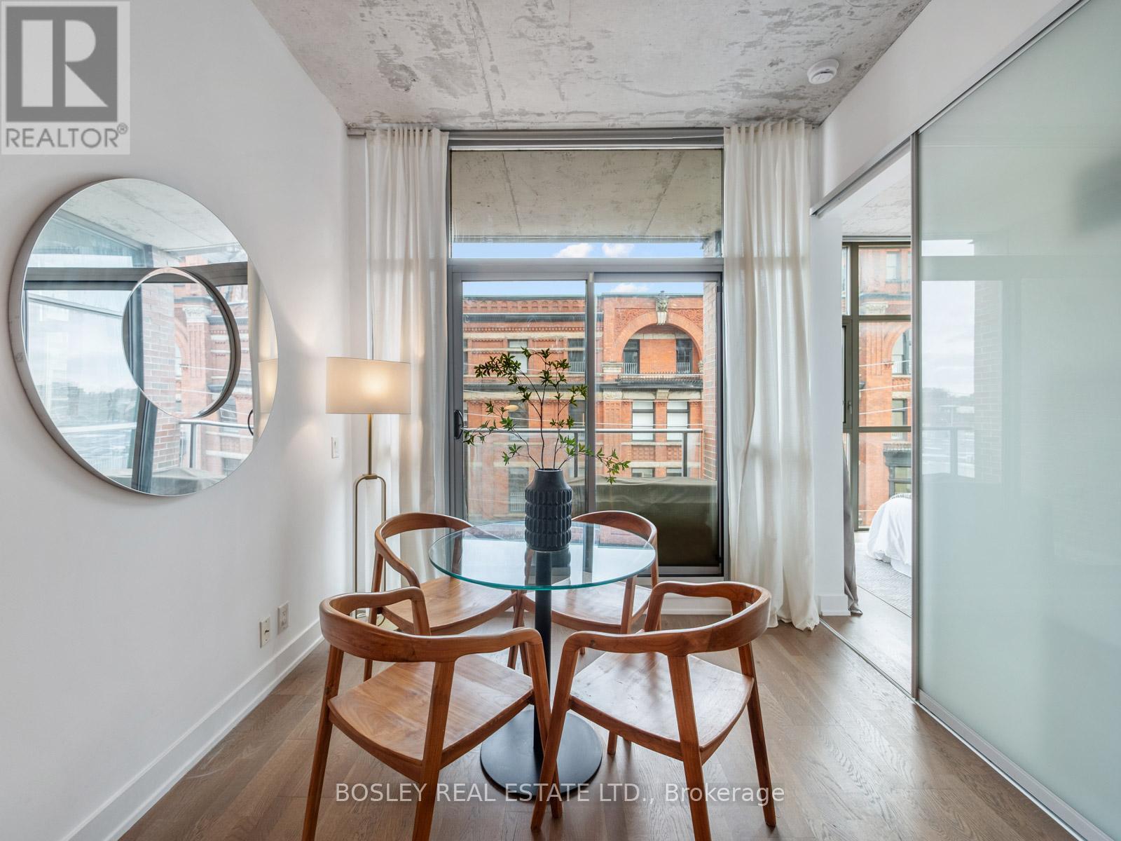 404 - 2 Gladstone Avenue, Toronto, Ontario  M6J 0B2 - Photo 6 - C12818626